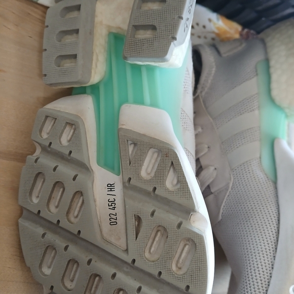 Adidas Pods 3.1 Size 7.5 Athletic Workout Gym - Picture 8 of 8